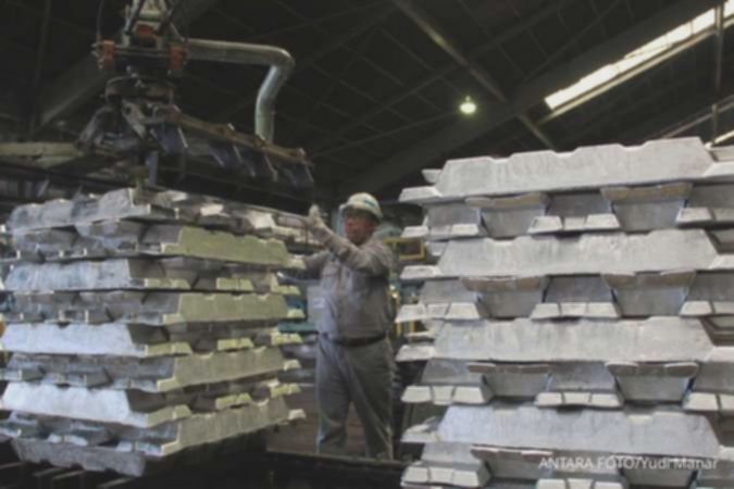 Logam Industri 2024: Fluktuasi Harga & Prospek Terkini!