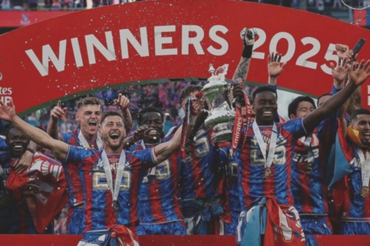 Berprestasi di Musim 2024-2025, Bintang NBA Jimmy Butler Siap Beli Saham Juara Piala FA Crystal Palace