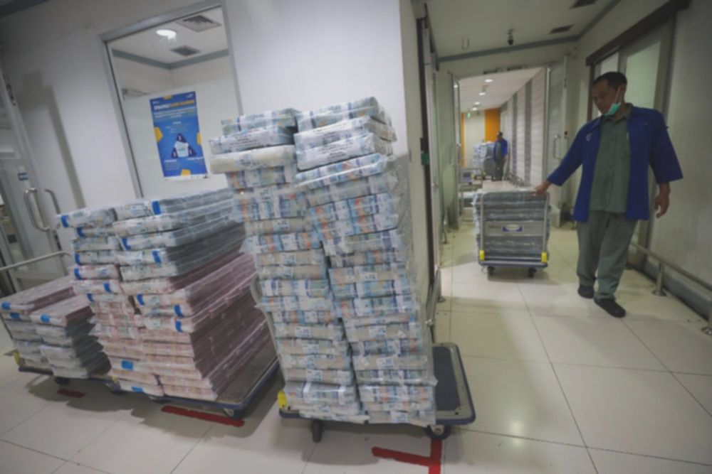 BMRI Bagi Dividen Jumbo: Ini Strategi Bank Mandiri Jaga Modal!
