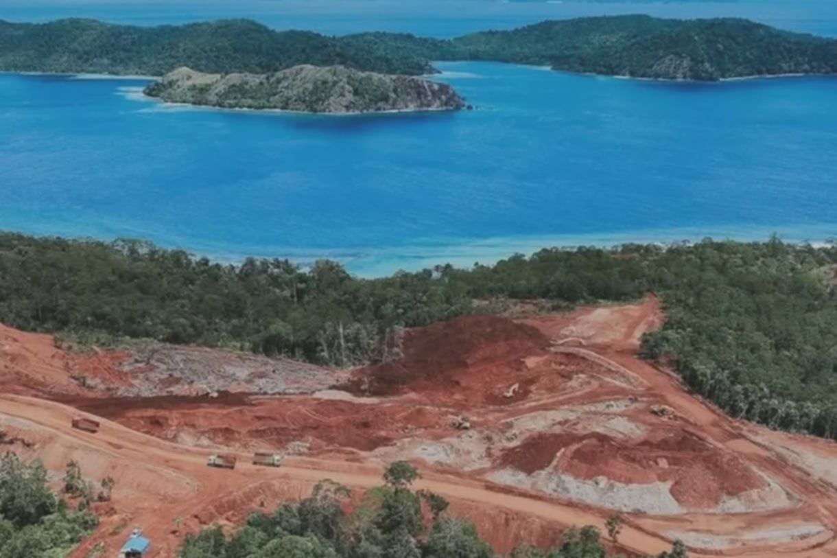Moratorium PPKH Raja Ampat: Kemenhut Bekukan Izin Baru!