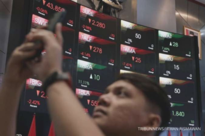 Saham Pilihan Asing: Untung di Tengah Koreksi IHSG?