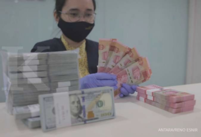 Rupiah Anjlok! Sentuh Rp 16.303/USD: Apa Penyebabnya?