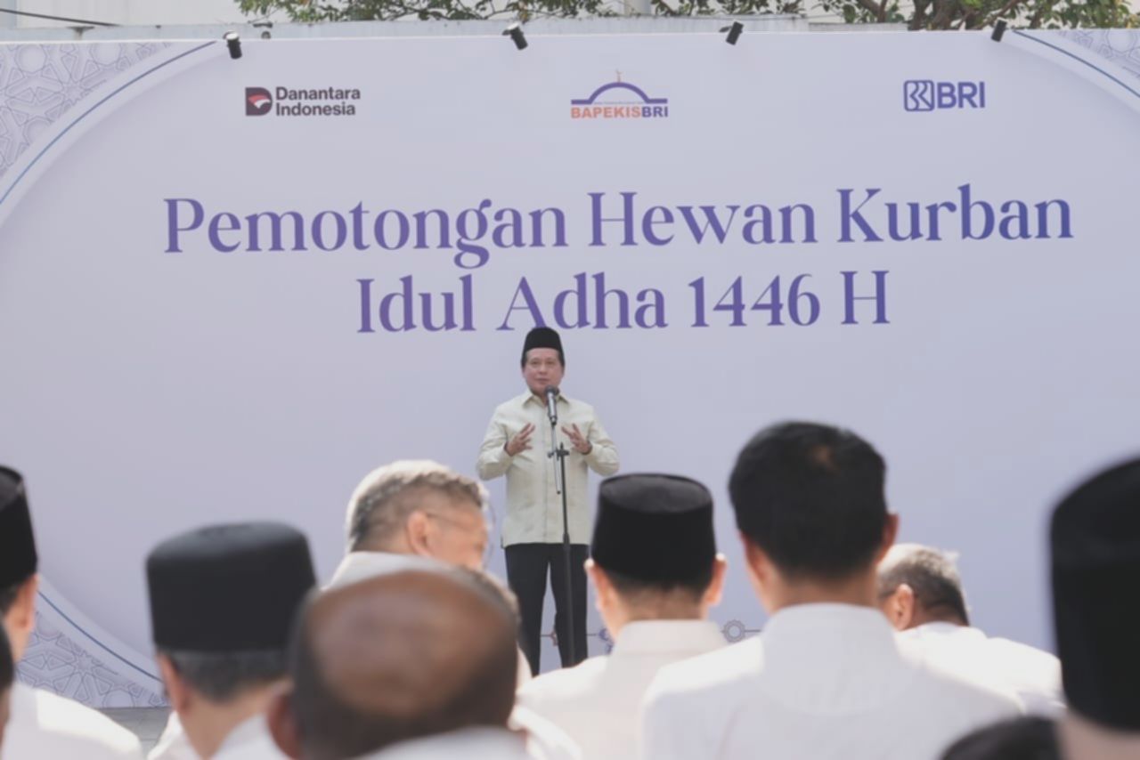 BRI Salurkan 961 Hewan Kurban: Semangat Berbagi Bapekis & Karyawan