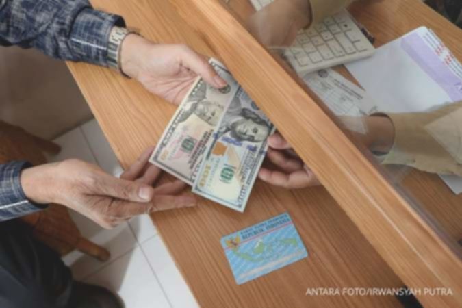 Dolar AS Terkapar! Rupiah dan Mata Uang Utama Lainnya Menguat