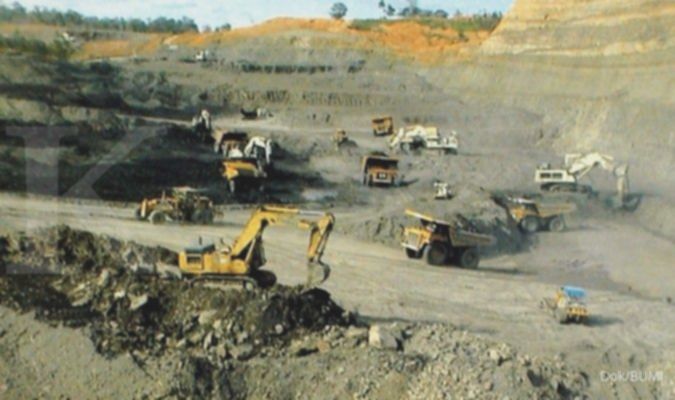 BUMI Terbitkan Obligasi Akuisisi Tambang: Peluang Investasi atau Risiko?