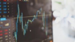 IHSG Anjlok! Sentimen Negatif dan Faktor Eksternal Jadi Biang Kerok?