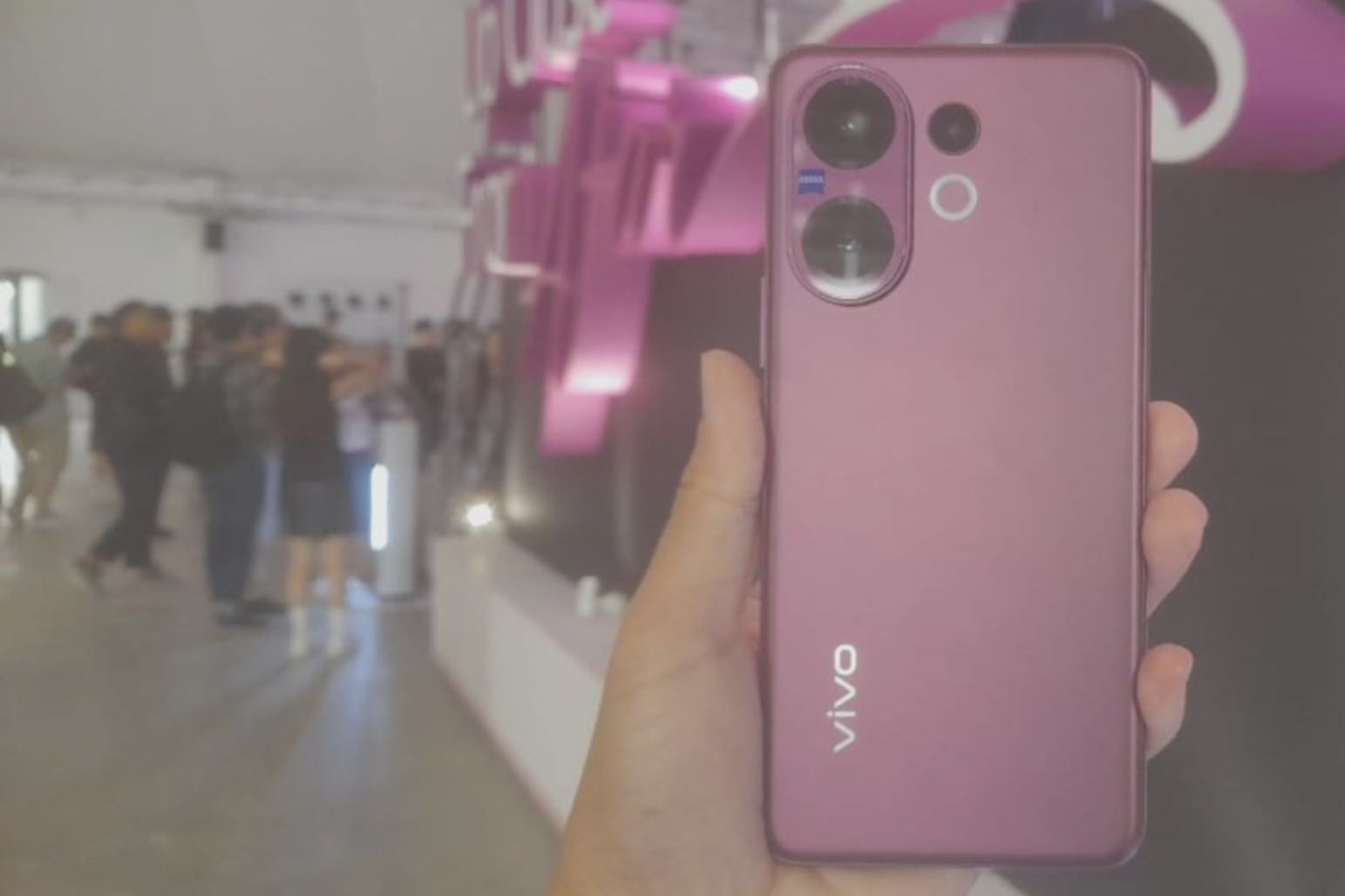 vivo V60 Berkamera ZEISS Dirilis, Spesialis Nonton Konser