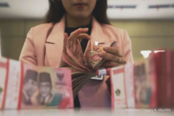 Rupiah Terjun Bebas! Dolar AS Sentuh Rp 16.515, 1 Agustus 2025