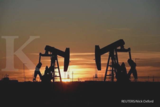 Waspada! Harga Minyak WTI Anjlok Hingga 2025: Analisis & Sentimen