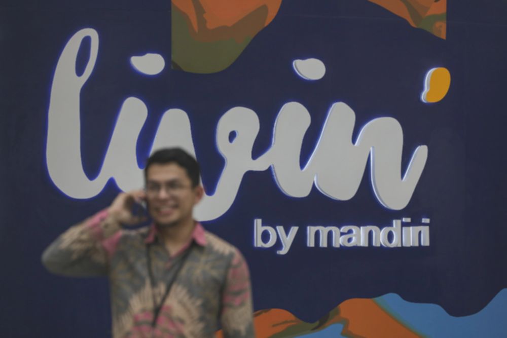Bisnis-27 Naik: CPIN & BMRI Jadi Penyelamat, IHSG Terpuruk!