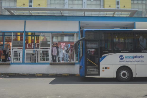 TransJakarta Tabrak Toko di Setiabudi: Kronologi Lengkap & Fakta