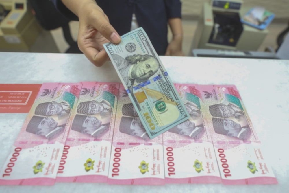 BI Rate Turun, Asing Kabur: SBN, SRBI, dan Saham Tertekan?
