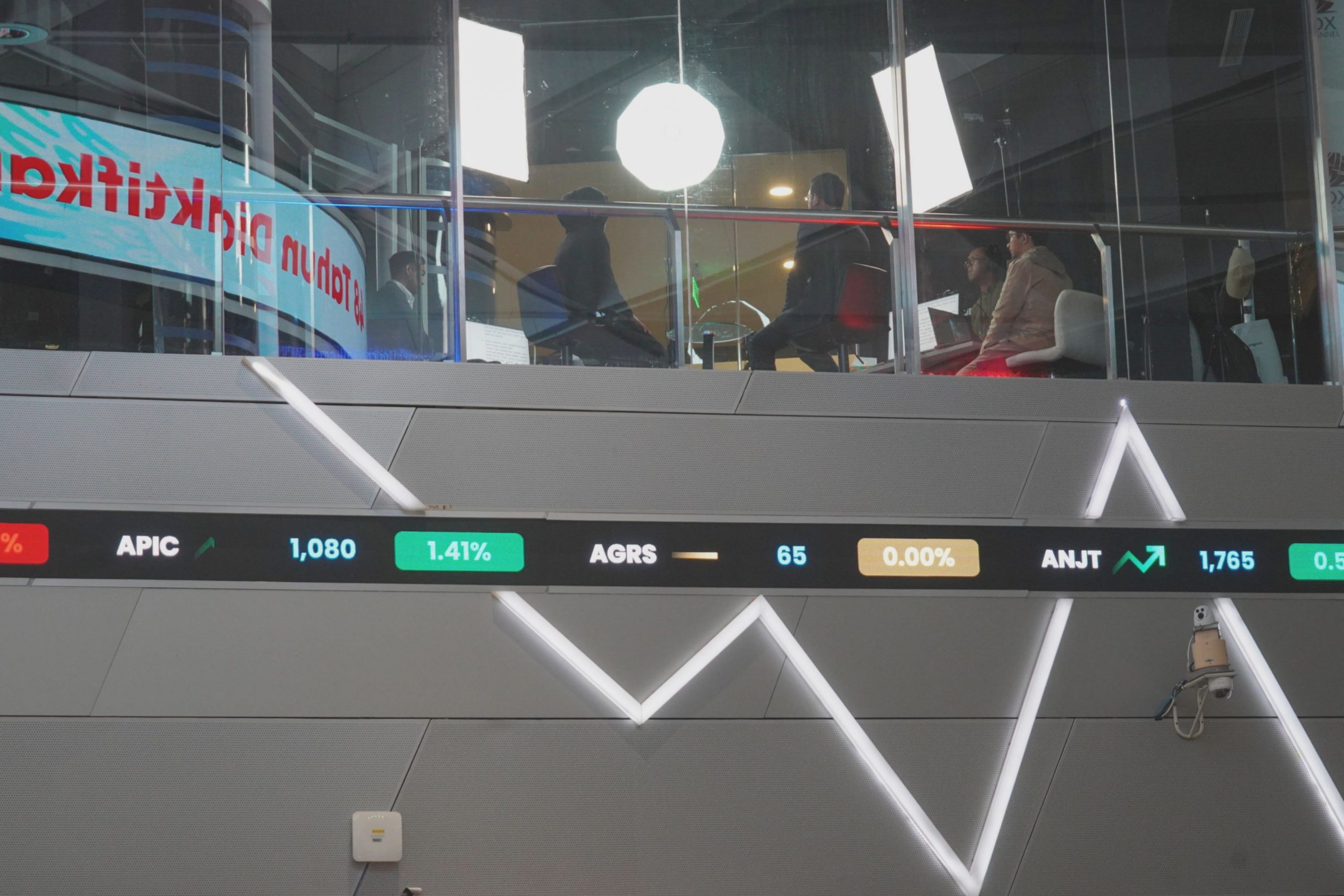 Investor Asing Kabur! Saham BCA Terjual Habis Rp 4,17 Triliun