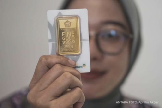 Harga Emas Melambung, Cermati Rekomendasi Saham MDKA dan ANTM