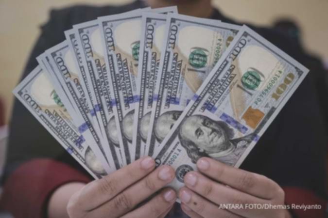 Pemangkasan Suku Bunga Bikin Dolar AS dalam Mode Tertekan