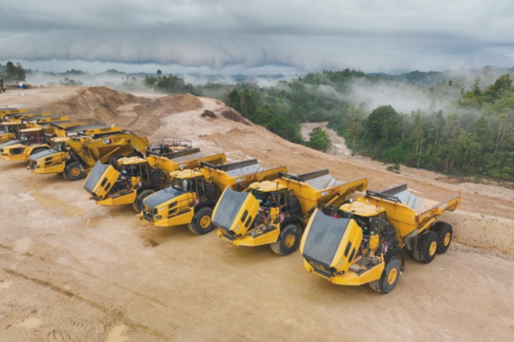 Rampungkan IPO Jumbo, Merdeka Gold (EMAS) Listing di BEI Besok (23/9)