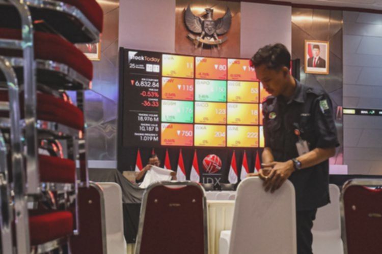 IHSG Anjlok ke Level 7.766 Usai Presiden Prabowo Reshuffle Sri Mulyani dan Sejumlah Menteri Kabinet Merah Putih