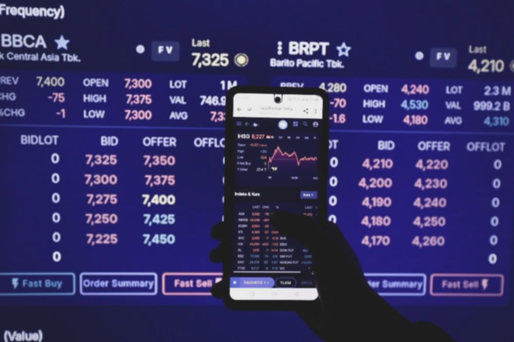 Saham Mustika Ratu (MRAT) Cs Masuk Top Gainers saat IHSG Runtuh 4,14%