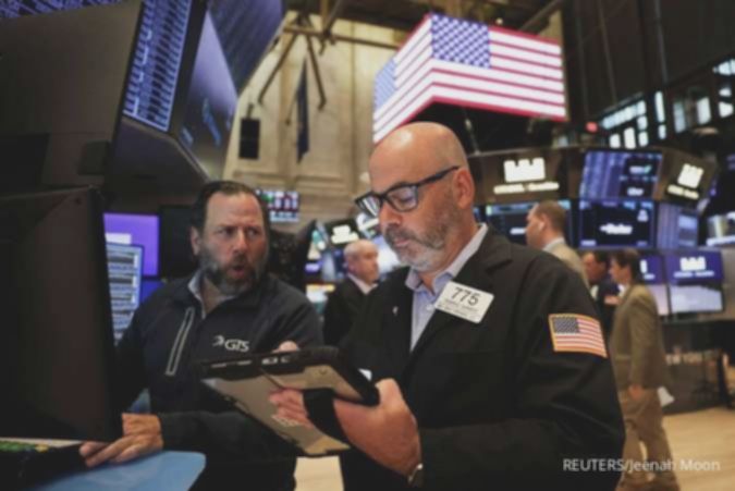Wall Street Berdarah! Sektor Perbankan Terkapar di Pembukaan Jumat