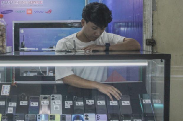 Komdigi soal Wacana Balik Nama Kepemilikan HP: Sukarela, Bukan Seperti Motor
