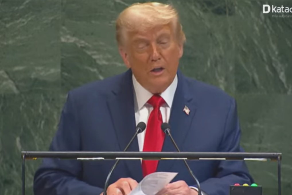 Digugat Illinois karena Kerahkan Militer, Trump Kaji Pakai UU Pemberontakan