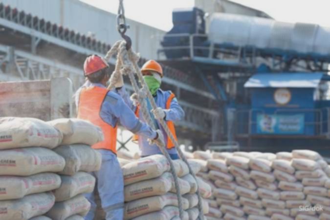 Saham Semen di Tengah Lesunya Permintaan: Mana yang Layak Lirik?