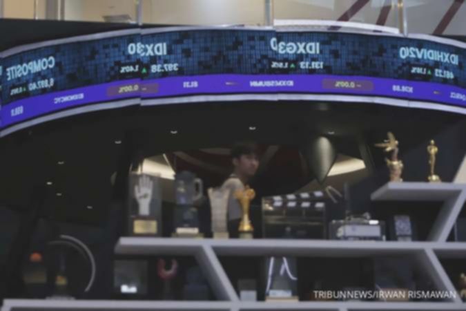 Rekomendasi Saham Pilihan Hari Ini (25/11): MEDC, BWPT, MLPL di Tengah Penguatan IHSG