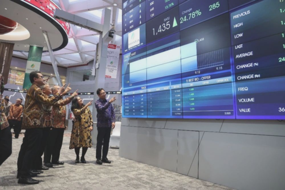 Saham Emiten Happy Hapsoro (RATU) Terbang ke Level Rp10.000!