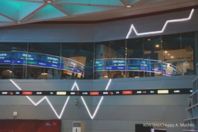 IHSG melemah 0,71% ke 8.584 pada Selasa (23/12), DSSA, BRPT, BUMI top losers LQ45