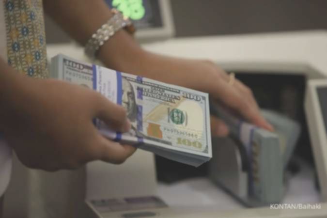 Dolar ambruk usai The Fed turunkan suku bunga, simak penjelasan analis