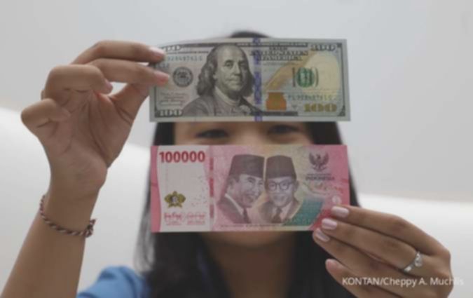 Rupiah berpeluang menguat pada Senin (8/12/2025), terdorong sentimen FOMC The Fed