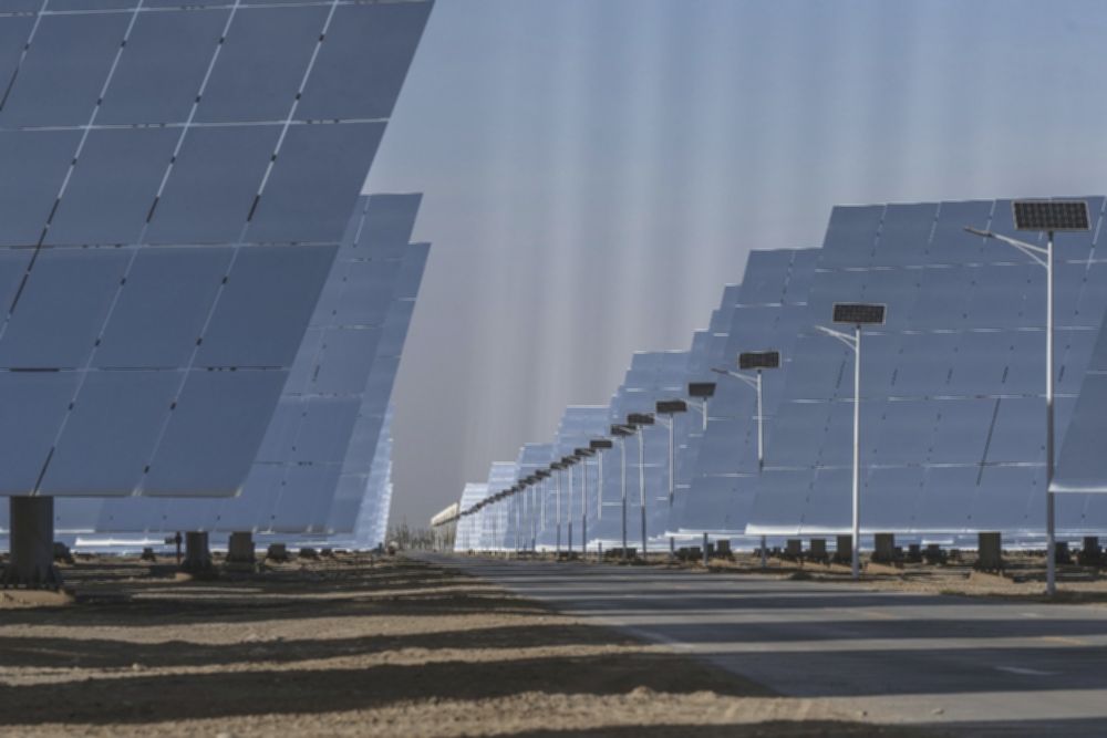 Saham Energi Hijau Tancap Gas Efek Pengembangan AI