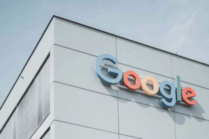 Terseret kasus Nadiem, Google sebut tak jual dan tak tetapkan harga Chromebook