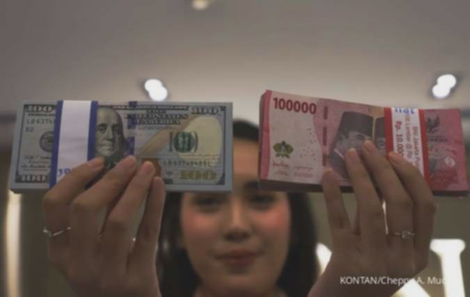 Rupiah masih berpeluang menguat, meski pergerakan masih terbatas