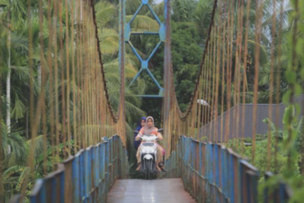 Jembatan gantung Lo Pasir, nadi baru aktivitas warga desa di Banyumas
