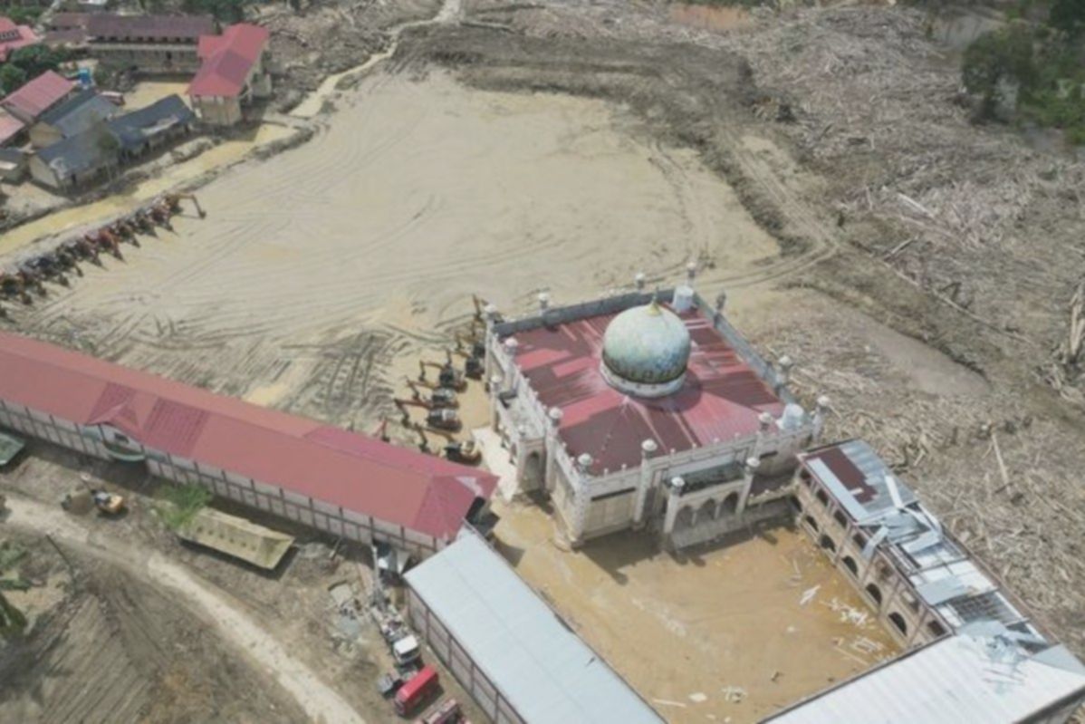 Jelang semester baru, pembersihan sekolah di Aceh pascabanjir dipercepat