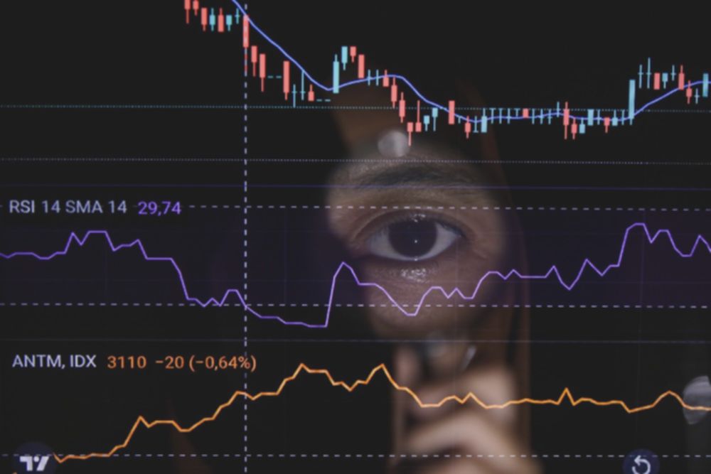 IHSG hari ini (23/2) berpeluang menguat, cek saham IMPC, ARCI, hingga VKTR