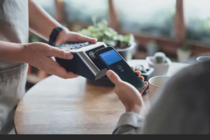 Utang paylater warga Indonesia di bank naik 20% pada awal 2026