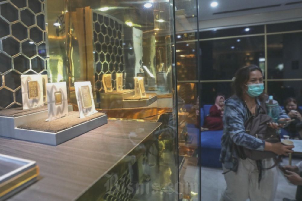 Harga emas Antam hari ini (2/4), dibanderol Rp2,92 juta per gram